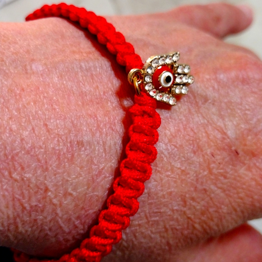Pull string ankle bracelet.